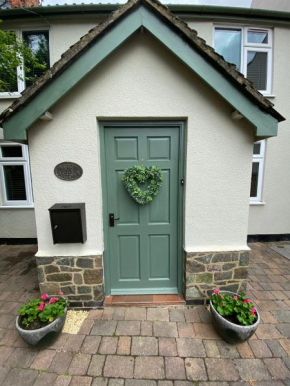 Stoop Cottage - in the heart of Quorn